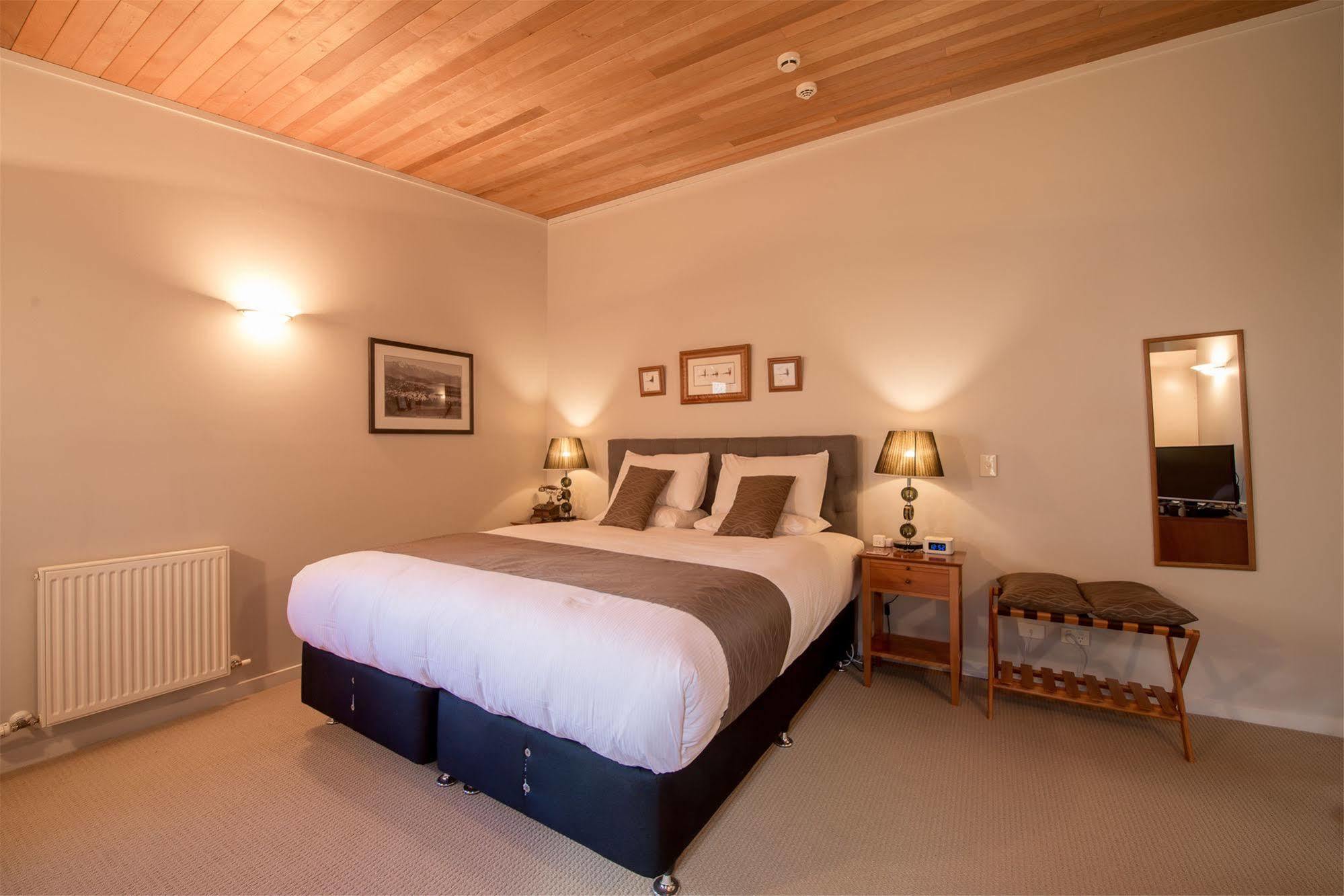 Remarkables Lodge Jack's Point Экстерьер фото